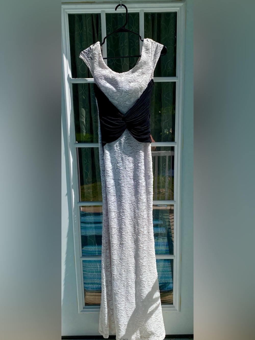 a'gaci White Lace Maxi Dress with Black Twist Waist